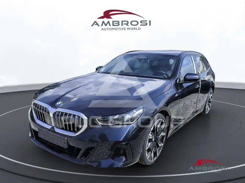 2025 BMW 520