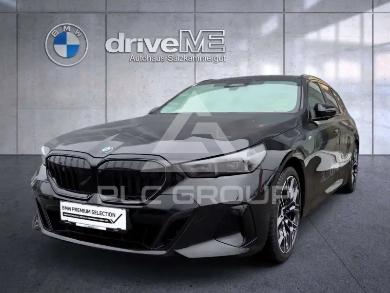 2025 BMW 520