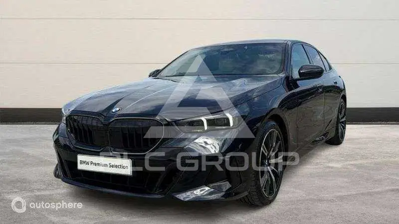 2025 BMW 520
