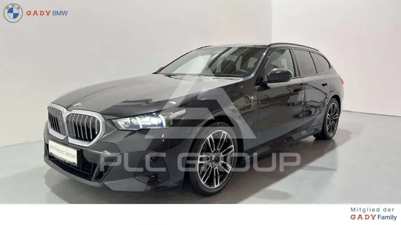 2025 BMW 520