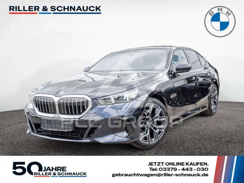 2025 BMW 520