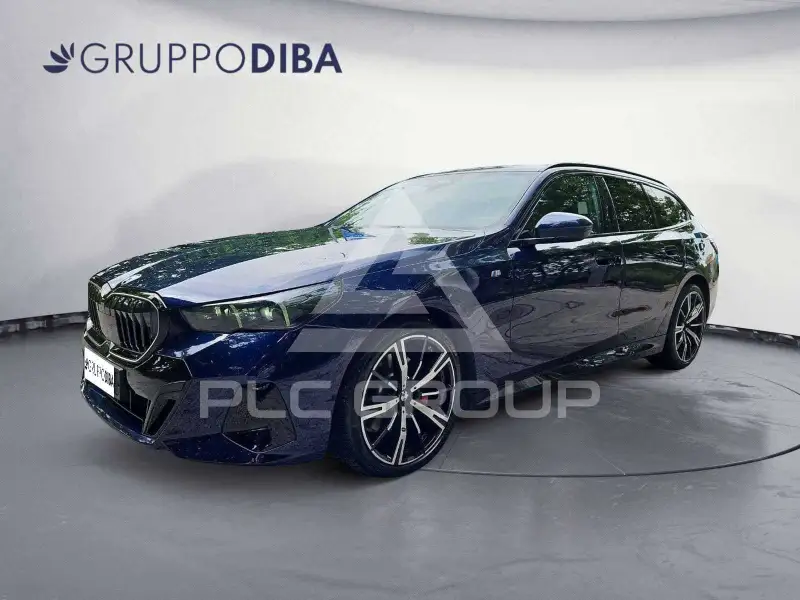 2025 BMW 520