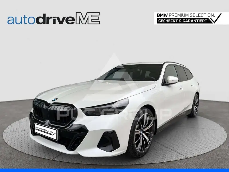 2025 BMW 520