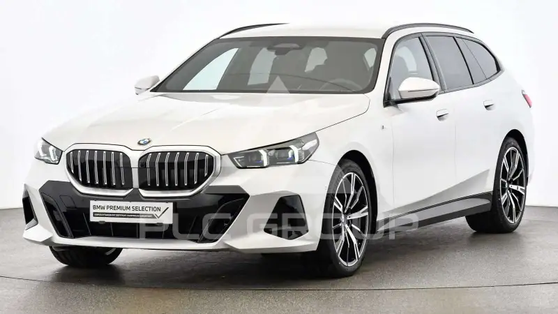 2025 BMW 520