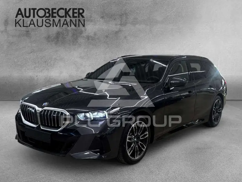 2025 BMW 520