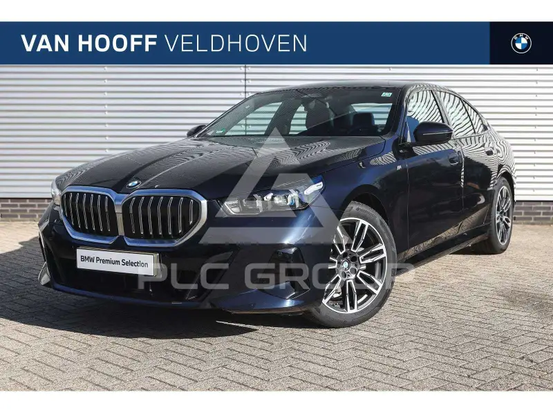 2025 BMW 520