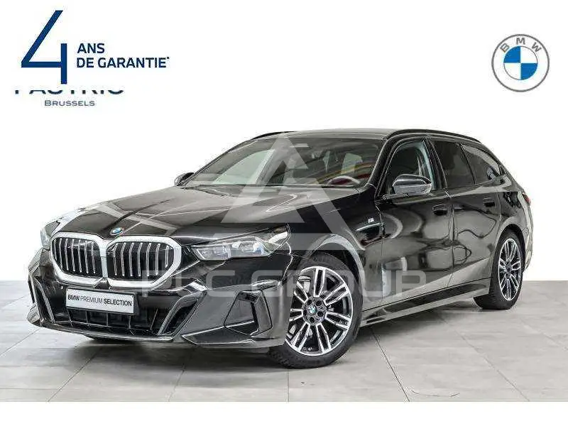 2025 BMW 520