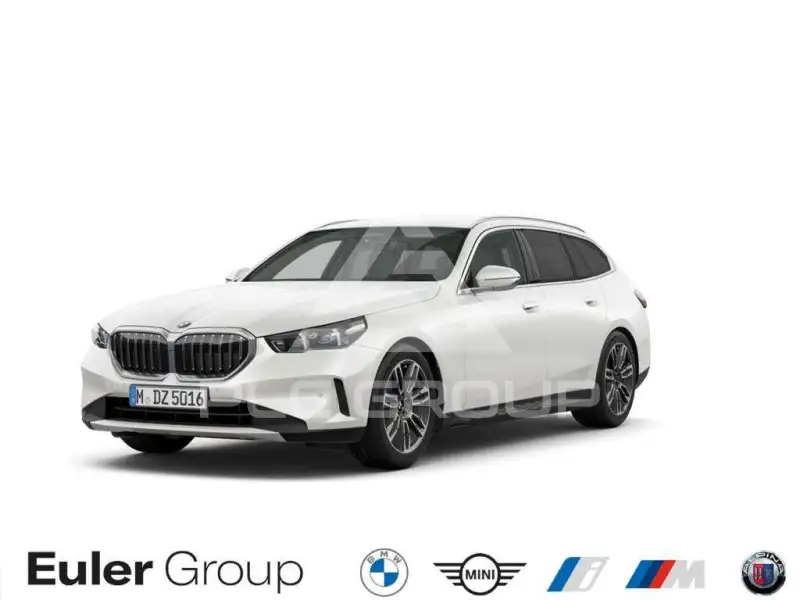 2025 BMW 520