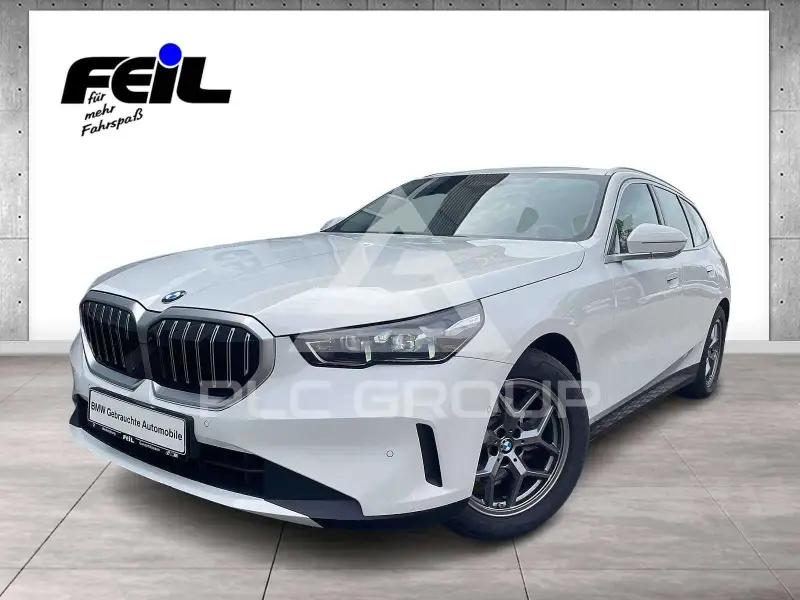 2025 BMW 520