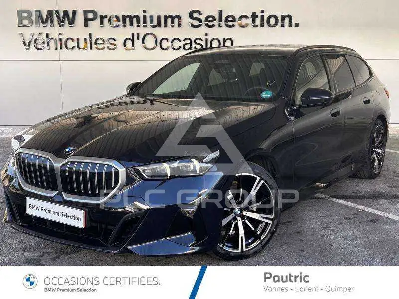 2025 BMW 520