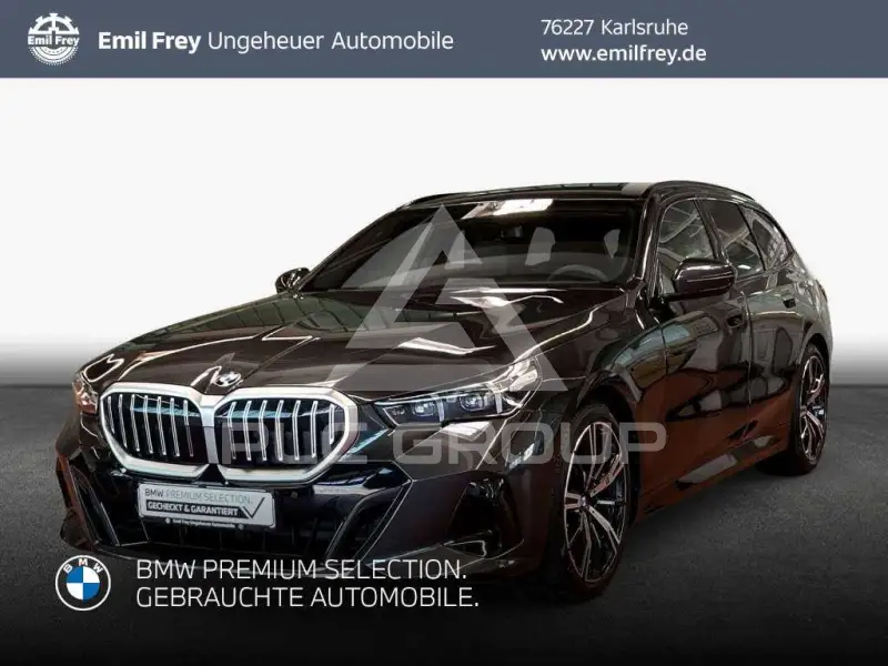 2025 BMW 520