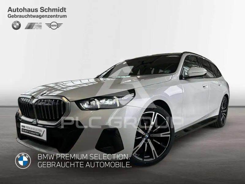 2025 BMW 520