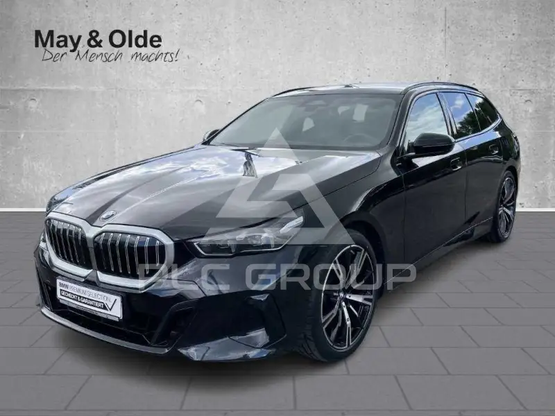 2025 BMW 520
