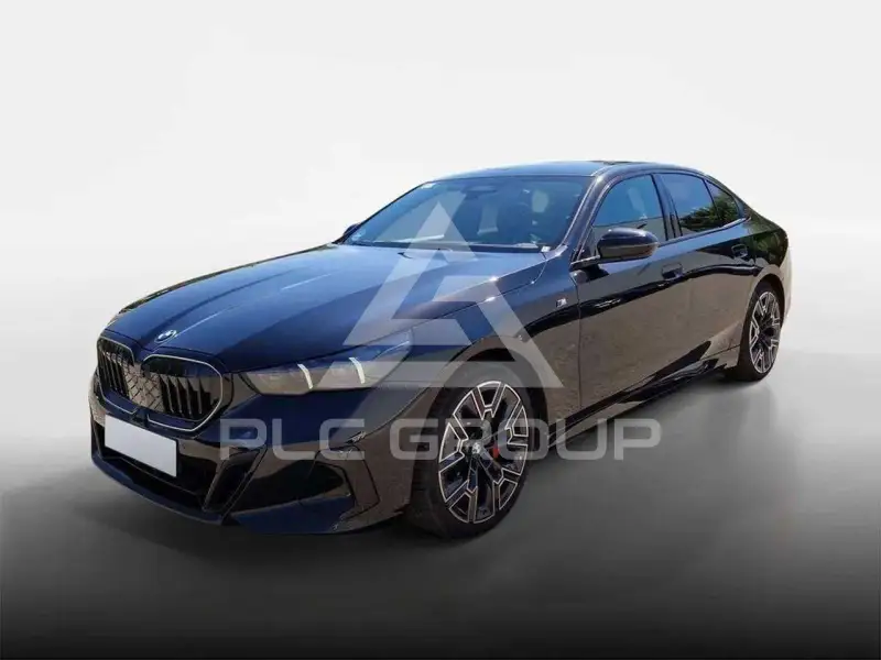 2025 BMW 520