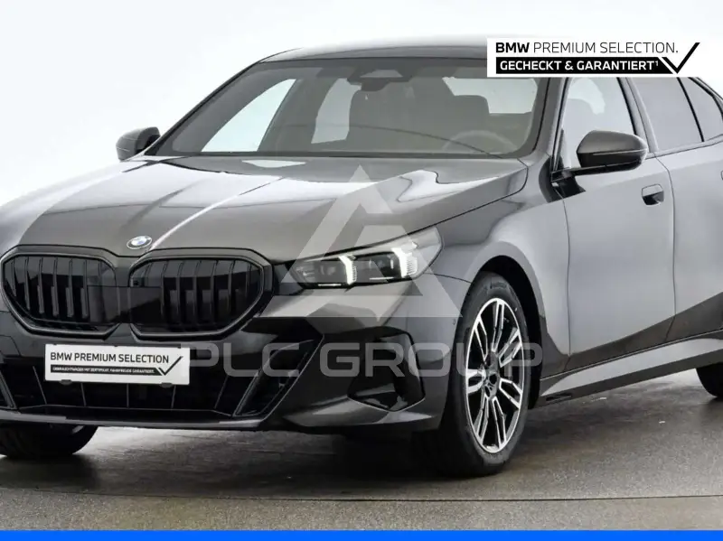 2025 BMW 520