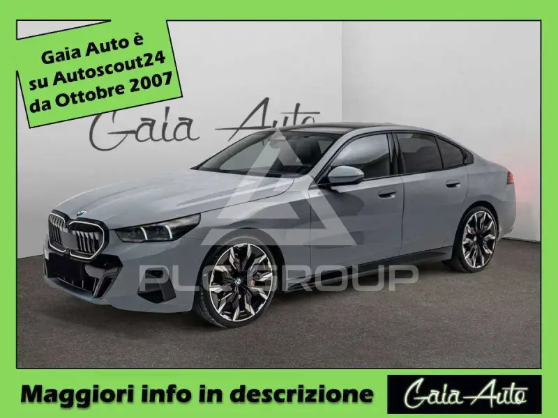 2025 BMW 520