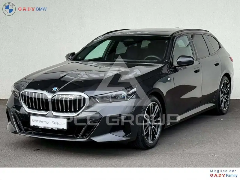 2025 BMW 520