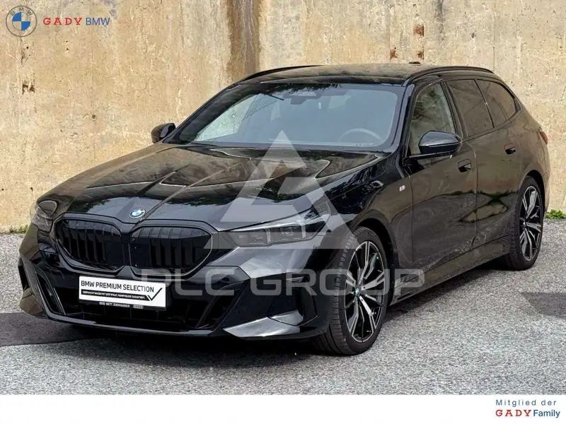 2025 BMW 520
