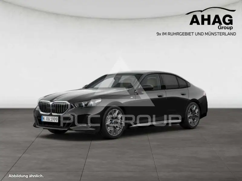 2025 BMW 520