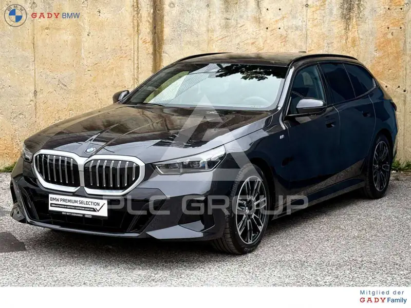 2025 BMW 520