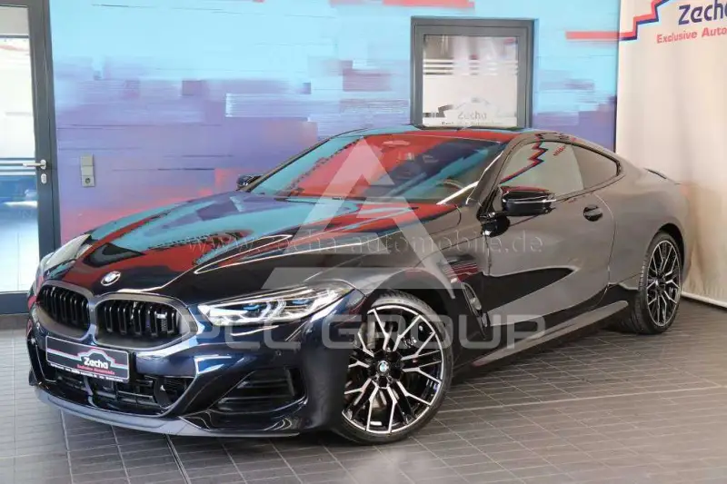 2025 BMW M8