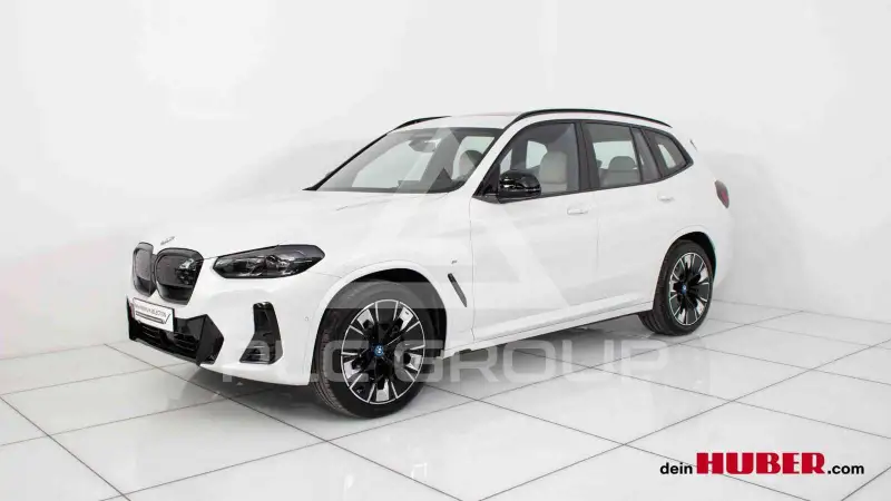 2025 BMW iX