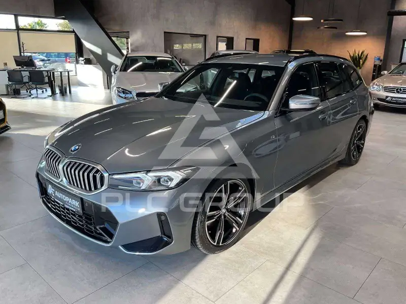 2025 BMW 318