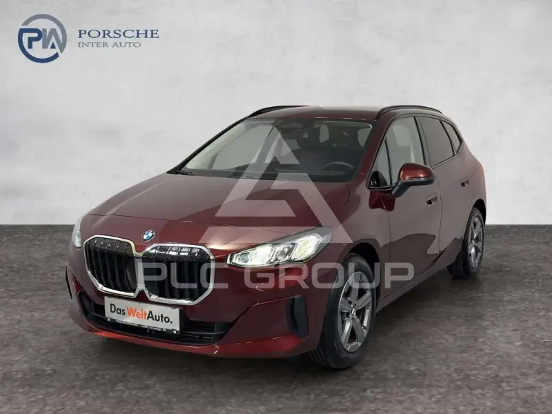 2025 BMW 220