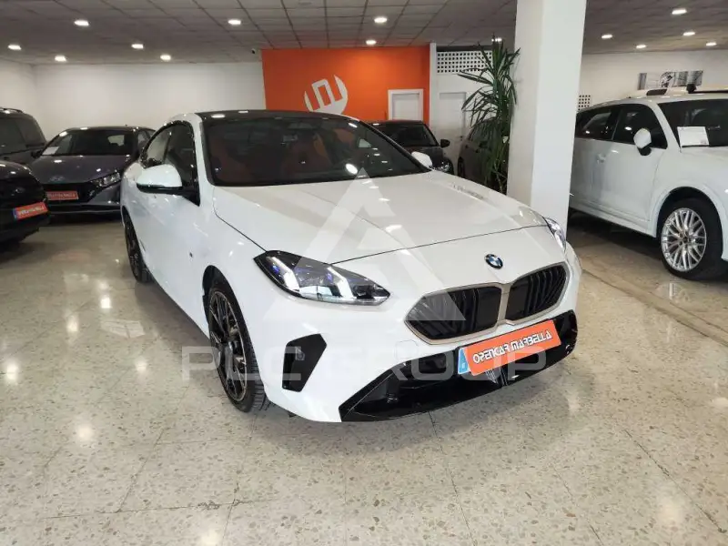 2025 BMW 220