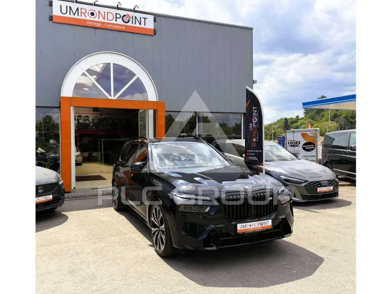 2025 BMW X7