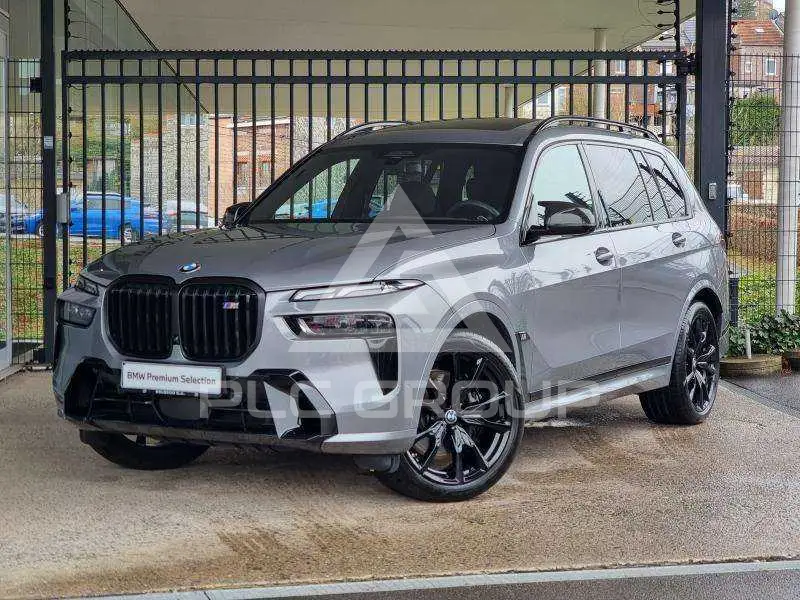 2025 BMW X7