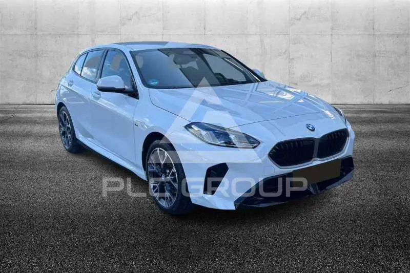 2025 BMW 120