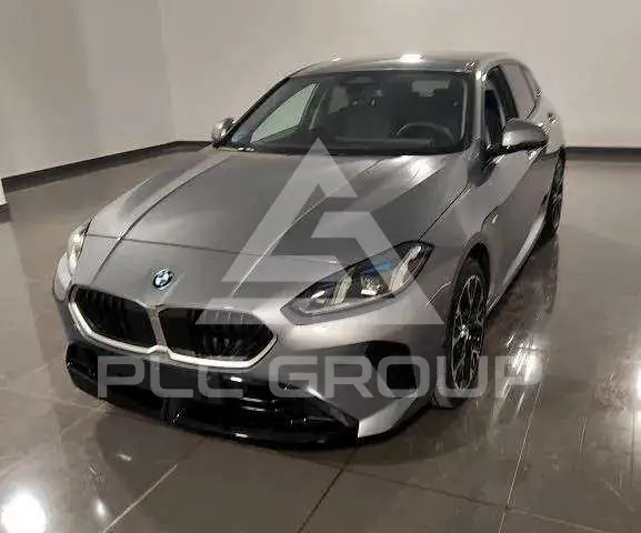 2025 BMW 120