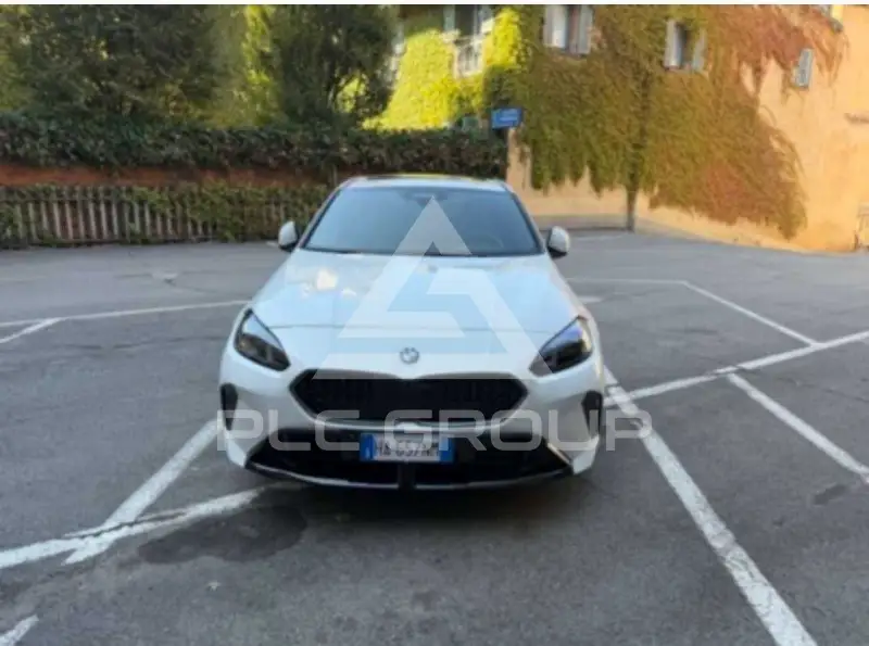 2025 BMW 120