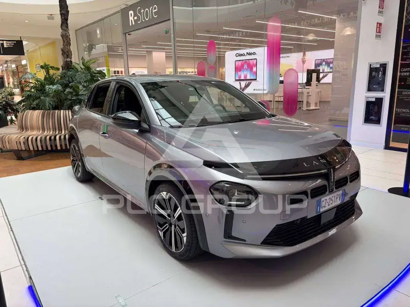 2025 Lancia YPSILON