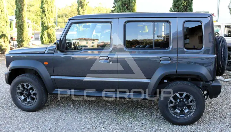 2025 Suzuki Jimny