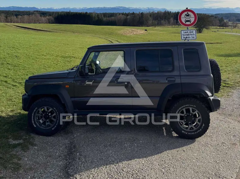 2025 Suzuki Jimny