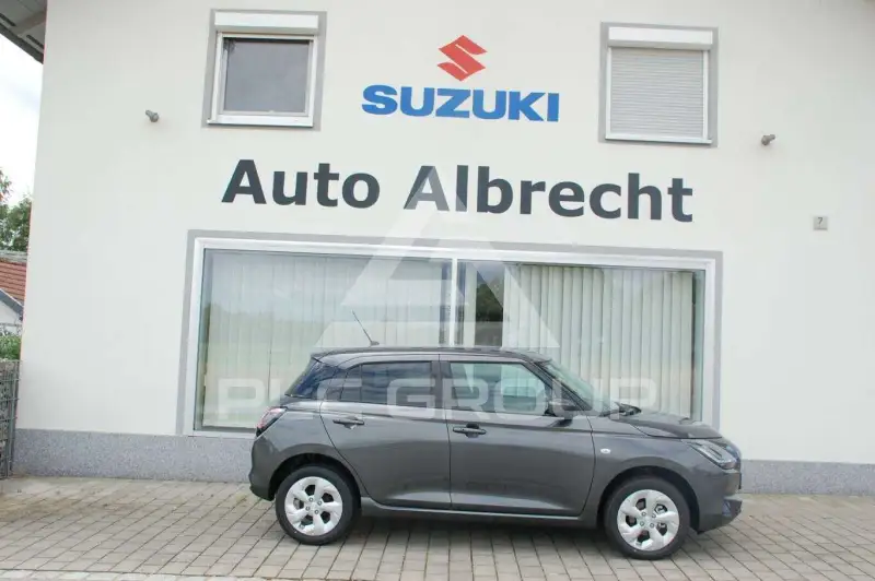 2025 Suzuki SWIFT