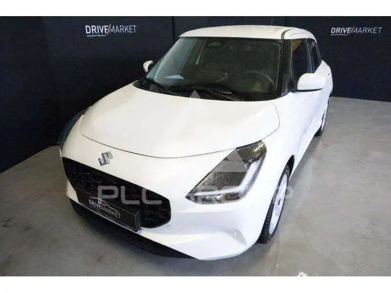 2025 Suzuki SWIFT