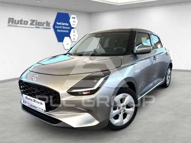 2025 Suzuki SWIFT