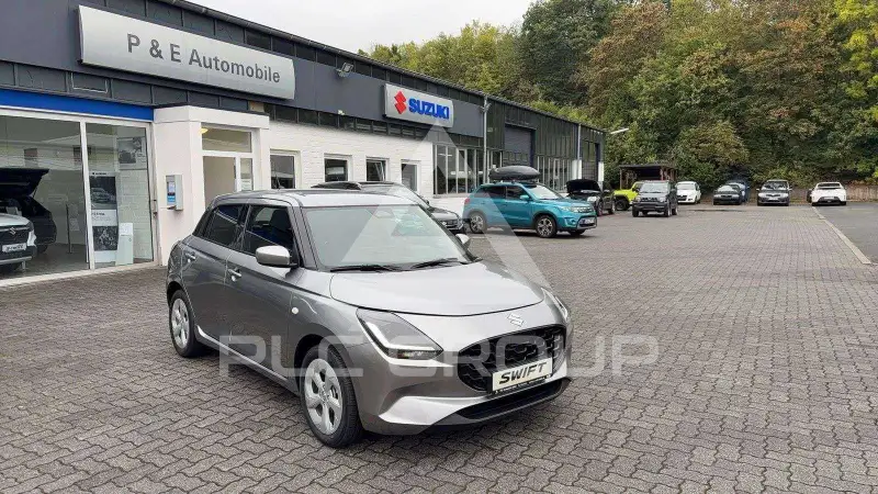 2025 Suzuki SWIFT