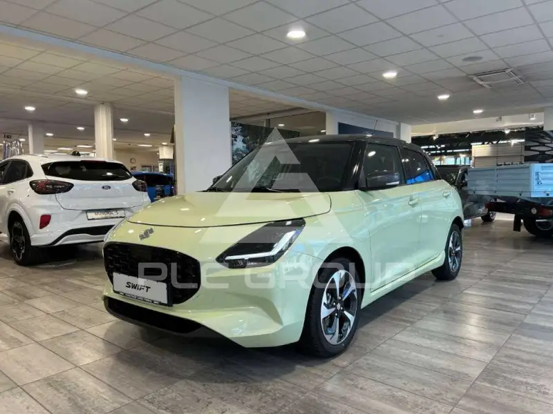 2025 Suzuki SWIFT