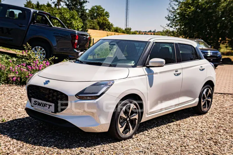 2025 Suzuki SWIFT