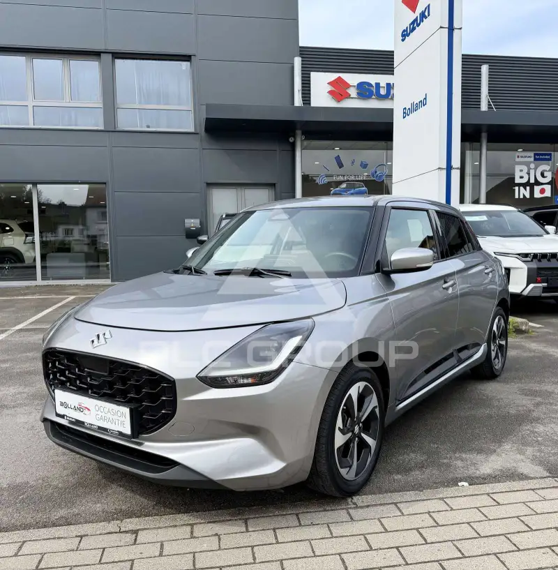 2025 Suzuki SWIFT