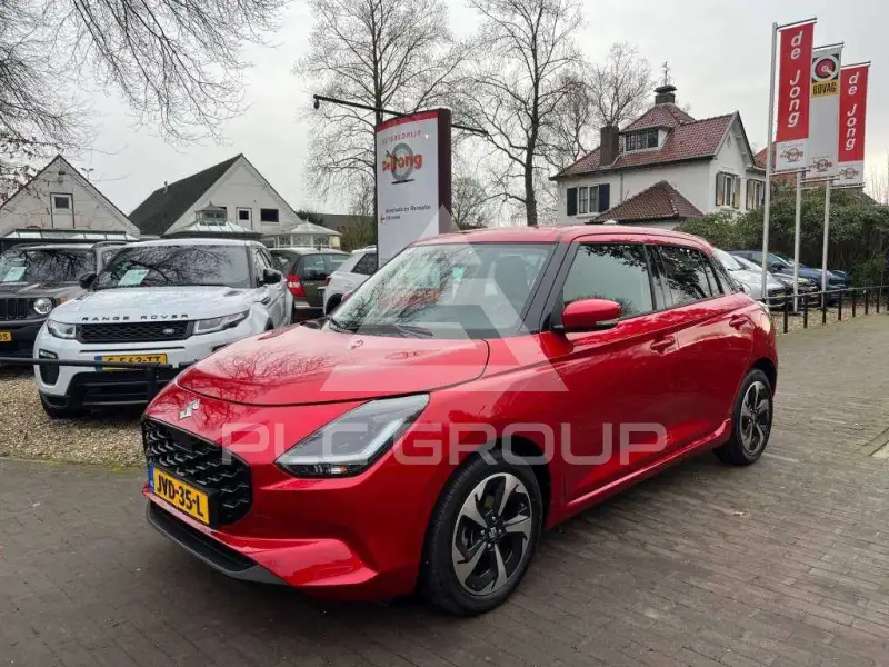 2025 Suzuki SWIFT