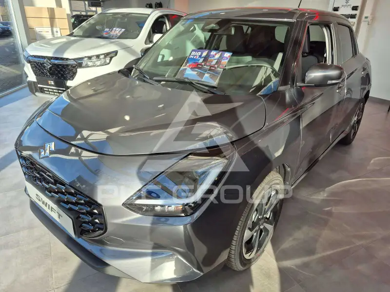 2025 Suzuki SWIFT