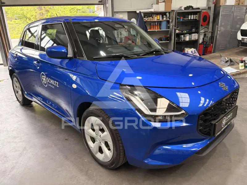 2025 Suzuki SWIFT
