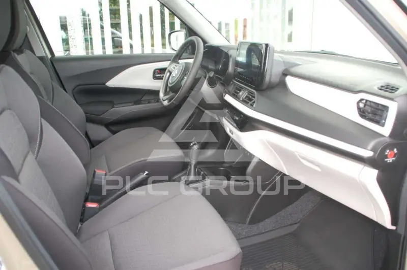 2025 Suzuki SWIFT