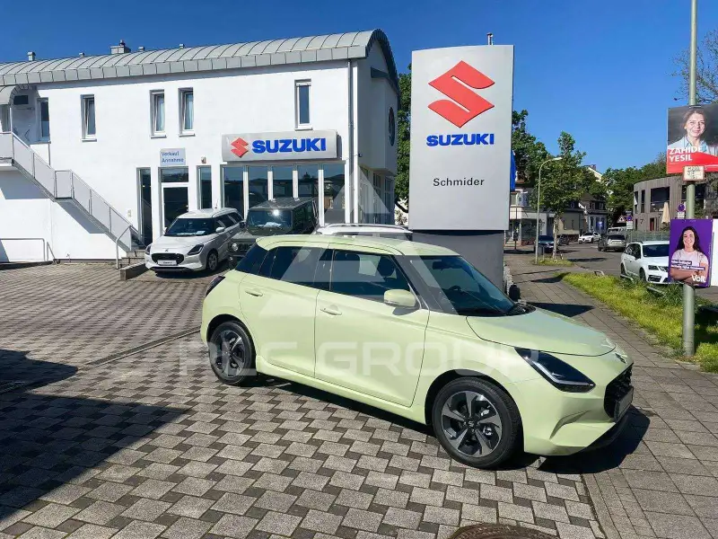 2025 Suzuki SWIFT