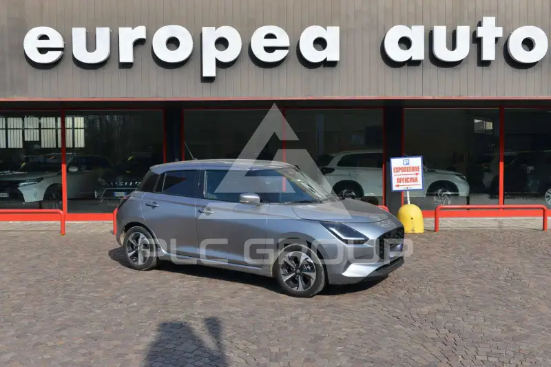 2025 Suzuki SWIFT
